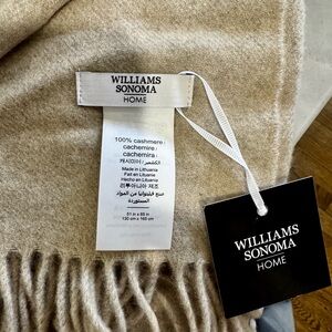 Williams Sonoma 100% Cashmere Throw Blanket 51x65 NWT